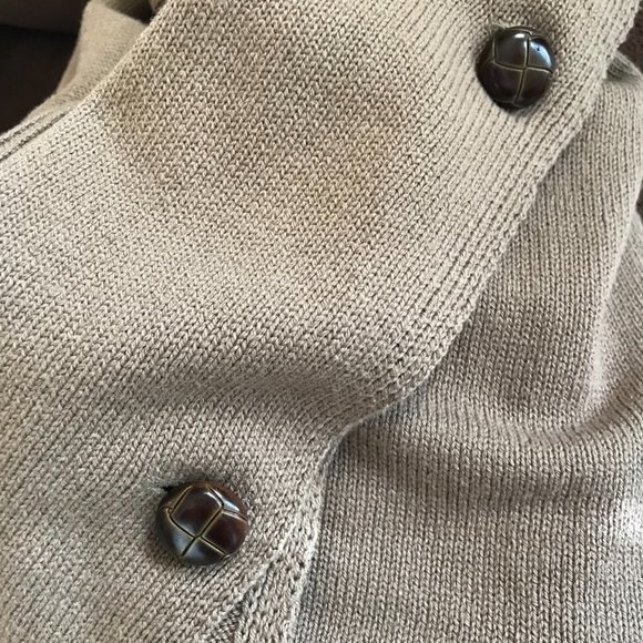 JJ Basics Sweater - Poncho Style | Tan | XS/S - Picture 7 of 9